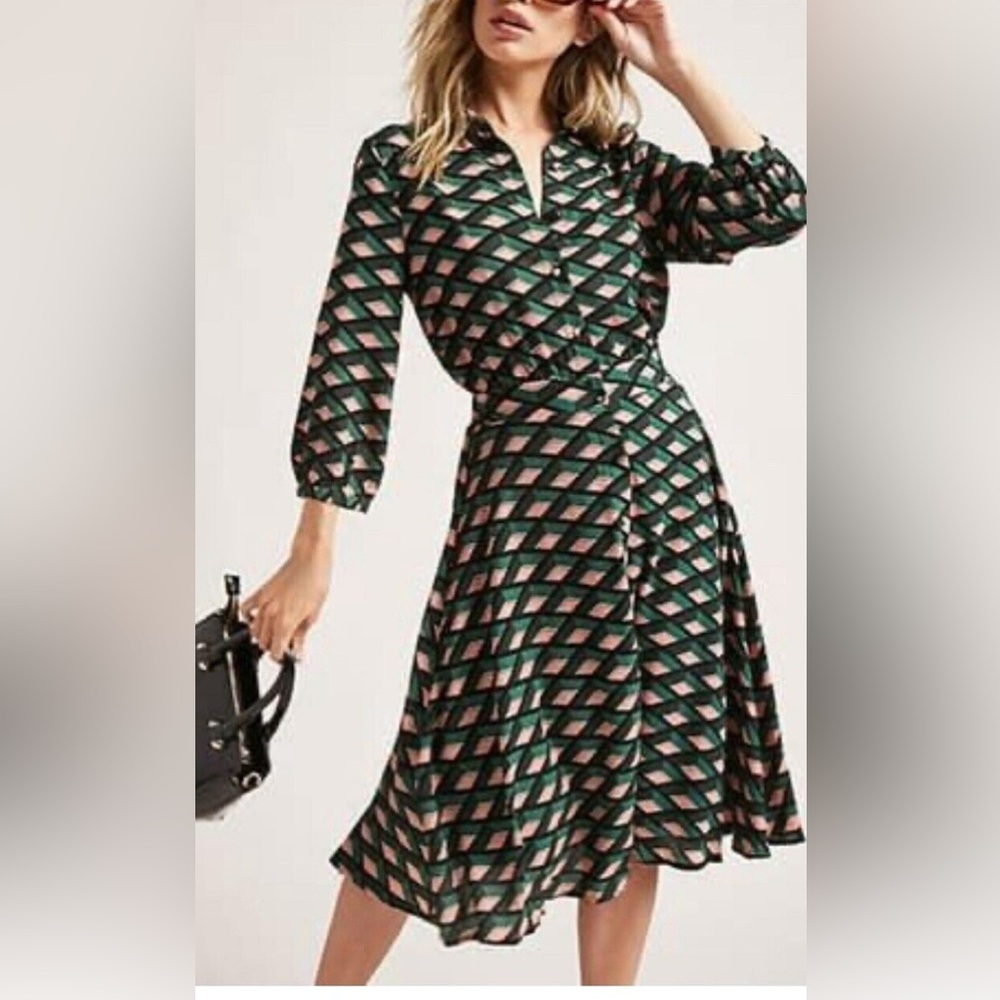 Jenn Geometric Retro Housewife Midi Dress size Medium. New with tag